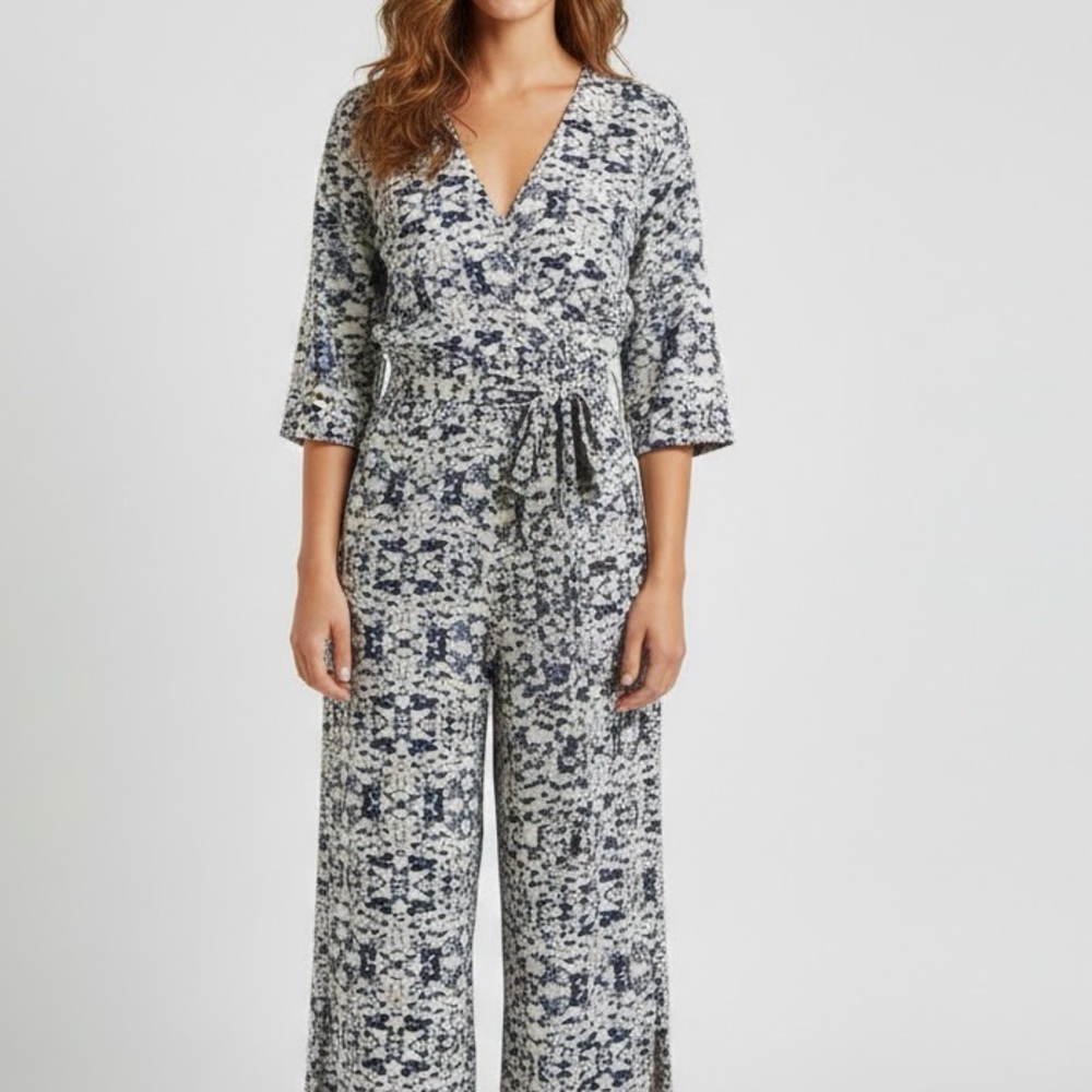 Collective Concepts Blue Floral Wide Leg Jumpsuit Medium
